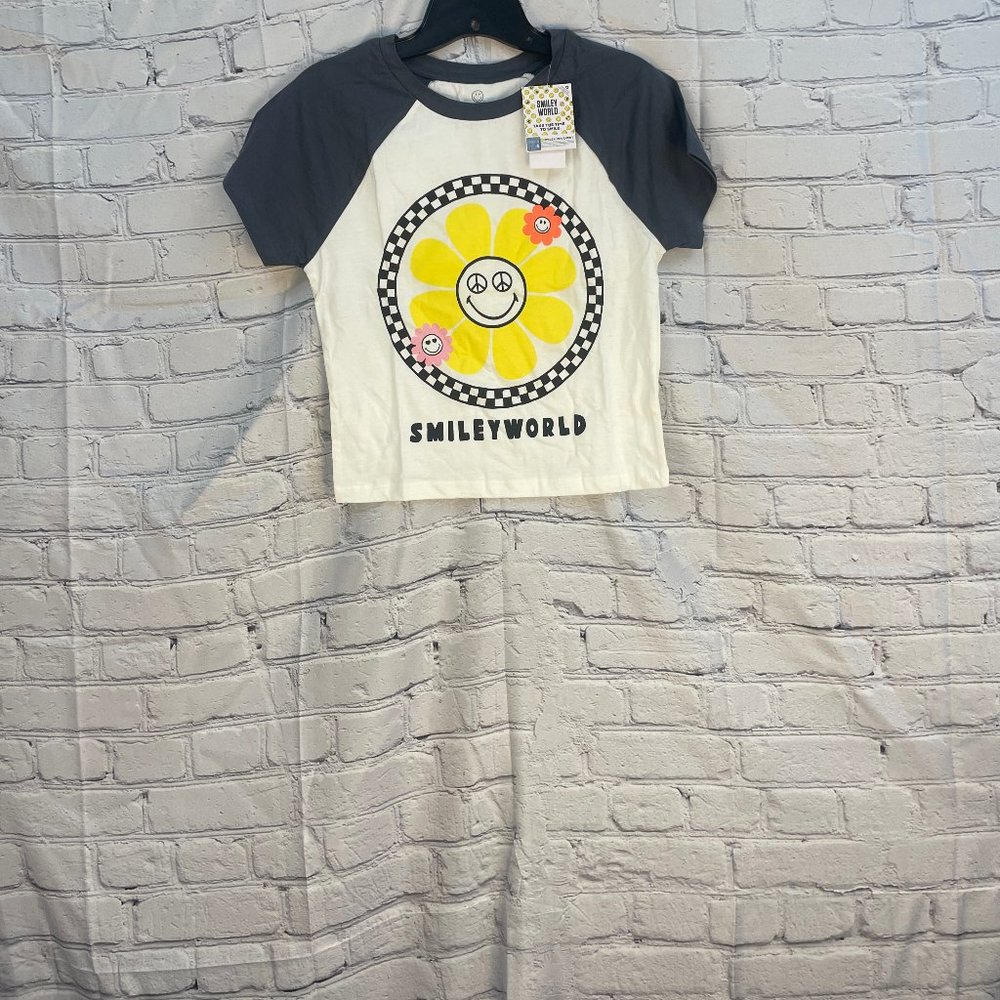 Smiley World Crop Tshirt, Size M